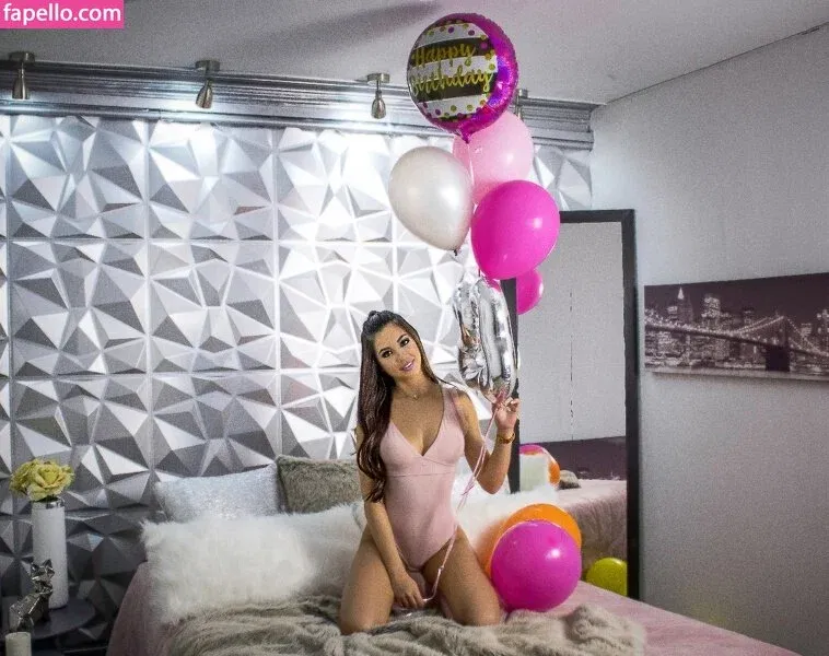 Hanna_Evans Onlyfans Photo Gallery 