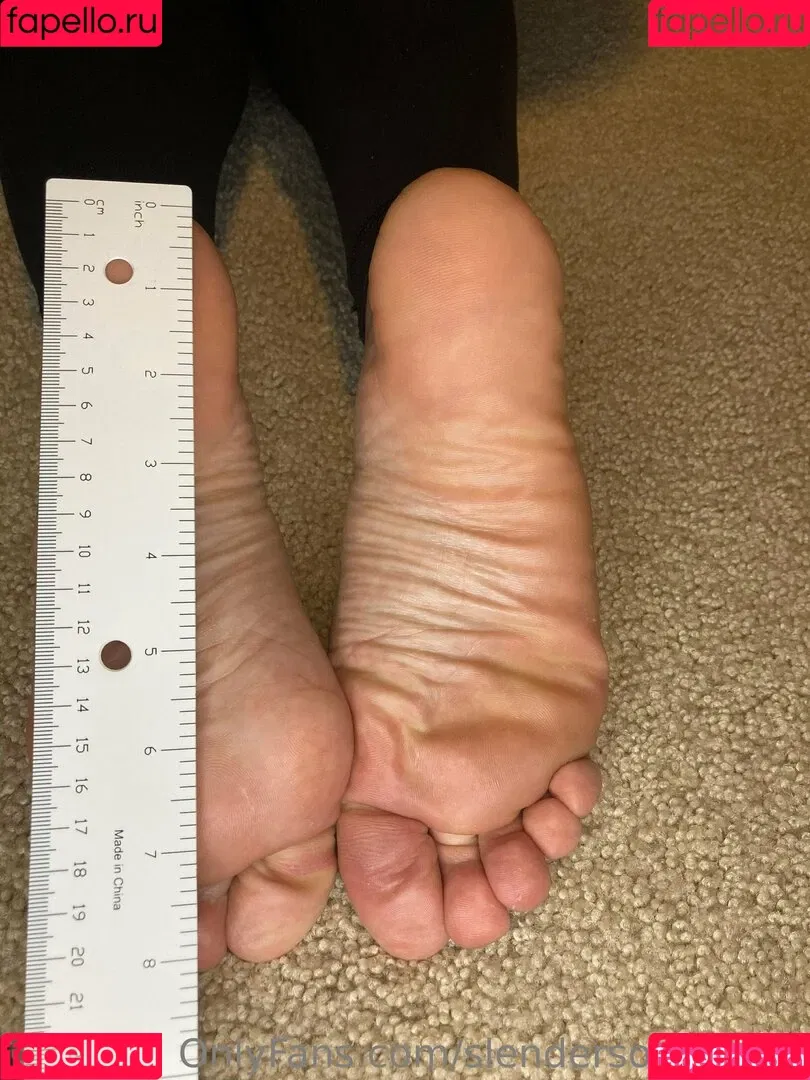 slendersolesmom Onlyfans Photo Gallery 