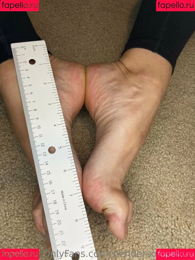 slendersolesmom Onlyfans Photo Gallery 