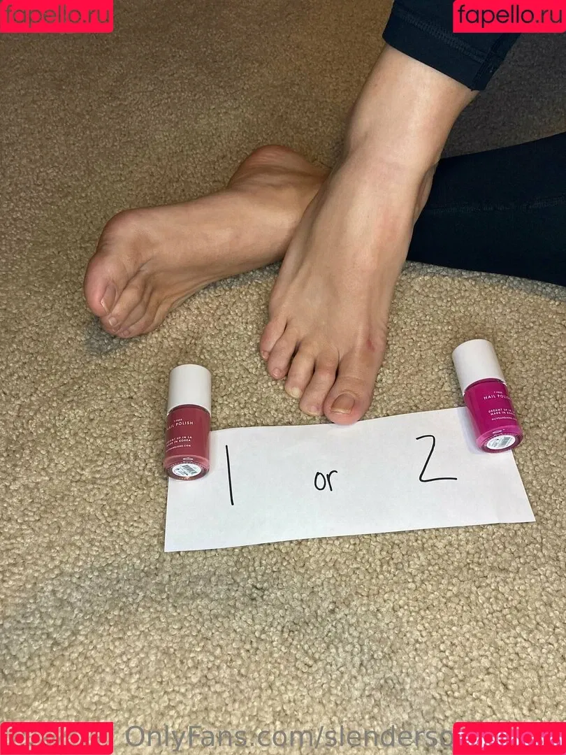 slendersolesmom Onlyfans Photo Gallery 