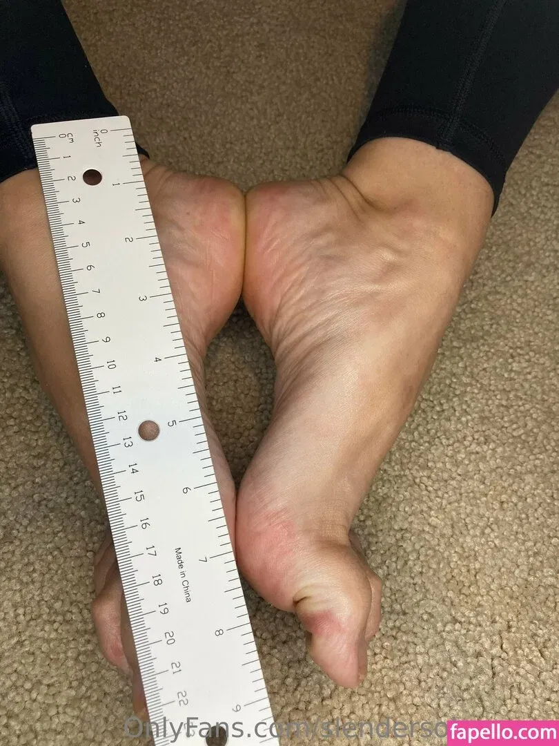 slendersolesmom Onlyfans Photo Gallery 