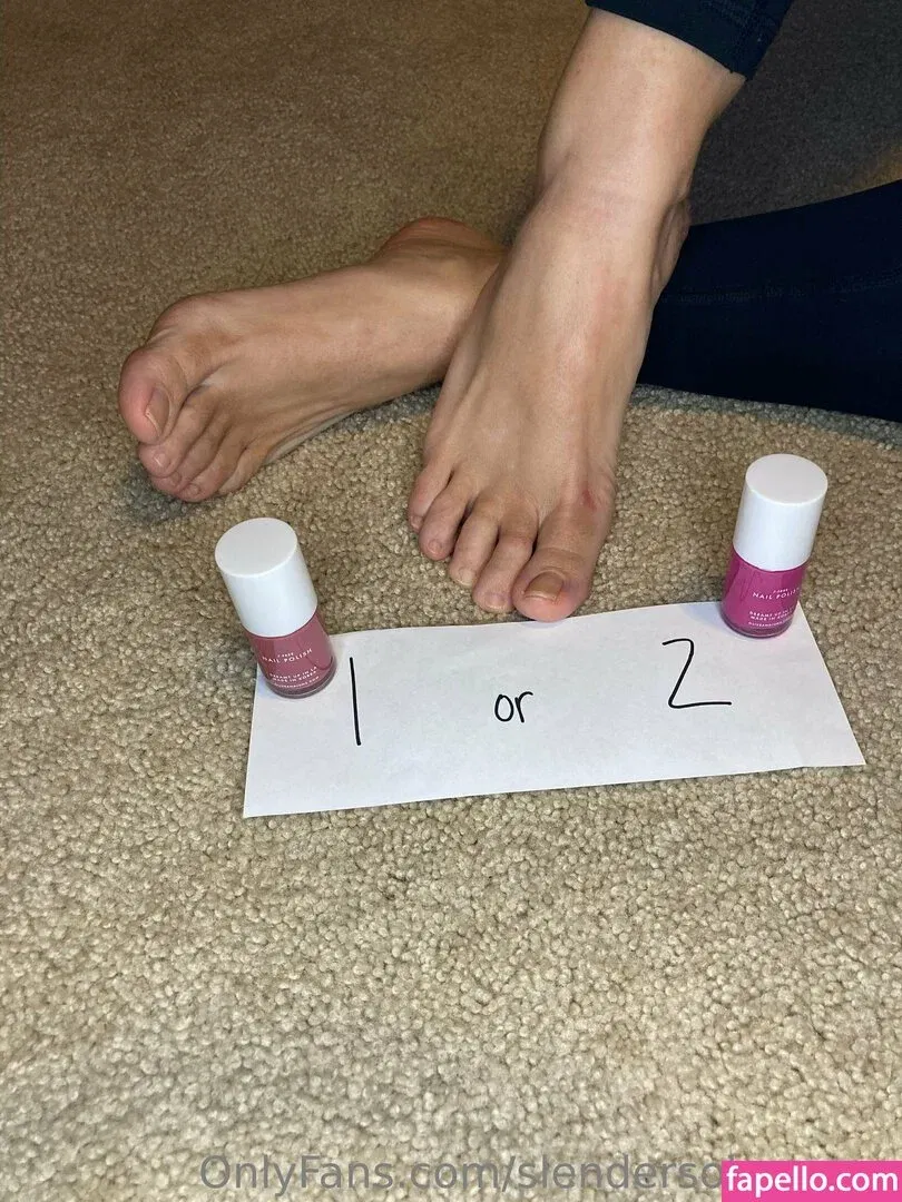 slendersolesmom Onlyfans Photo Gallery 