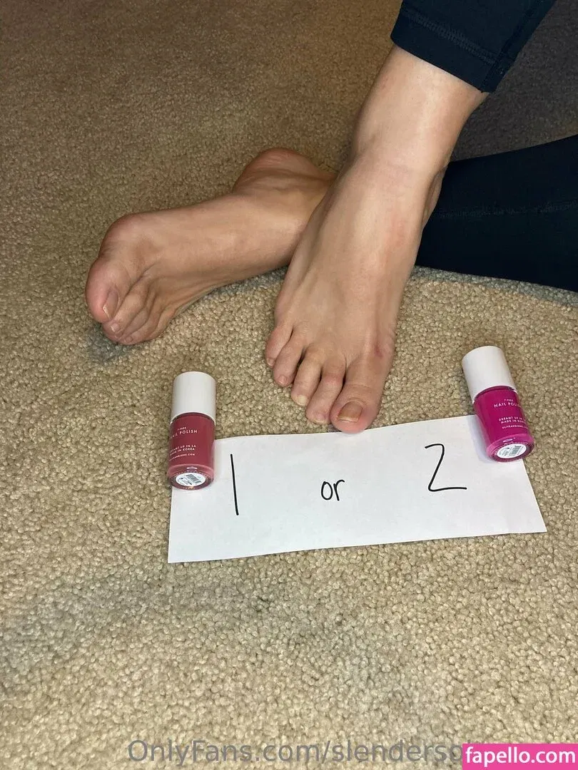 slendersolesmom Onlyfans Photo Gallery 