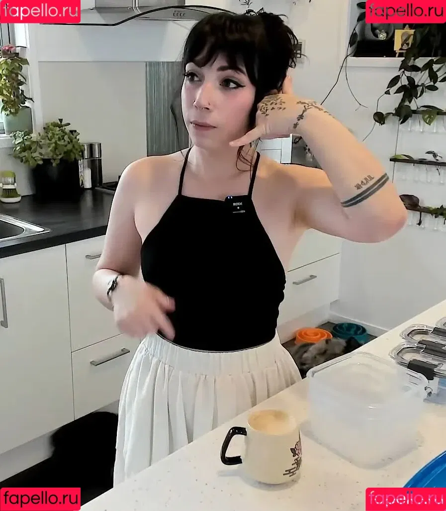 Layna Lazar Onlyfans Photo Gallery 