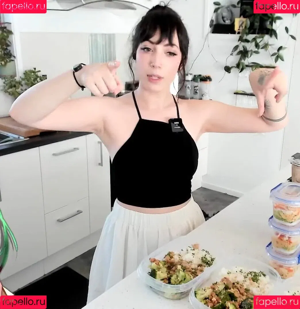 Layna Lazar Onlyfans Photo Gallery 