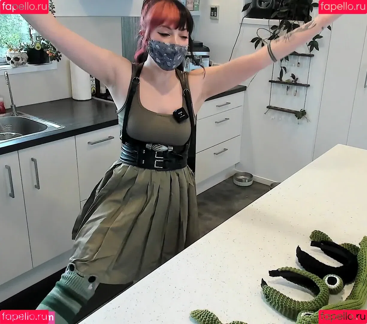 Layna Lazar Onlyfans Photo Gallery 
