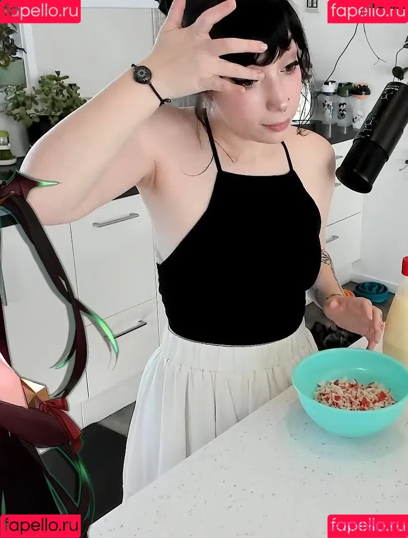 Layna Lazar Onlyfans Photo Gallery 