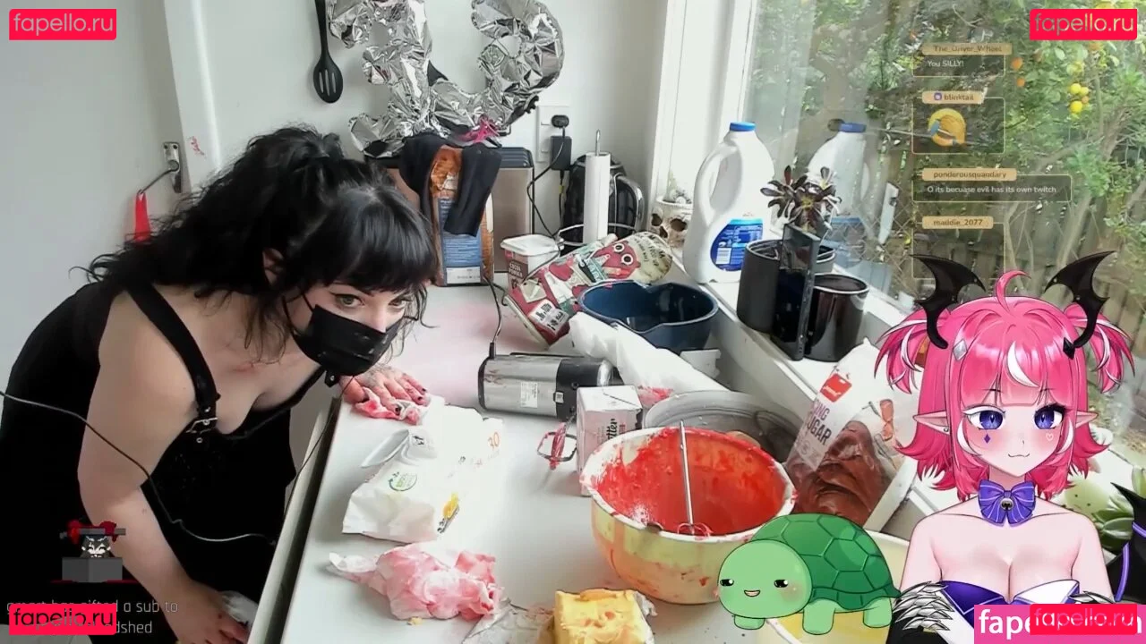 Layna Lazar Onlyfans Photo Gallery 