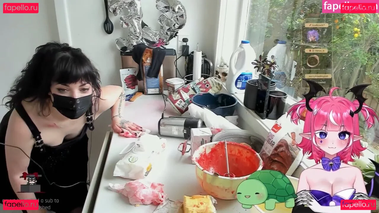 Layna Lazar Onlyfans Photo Gallery 