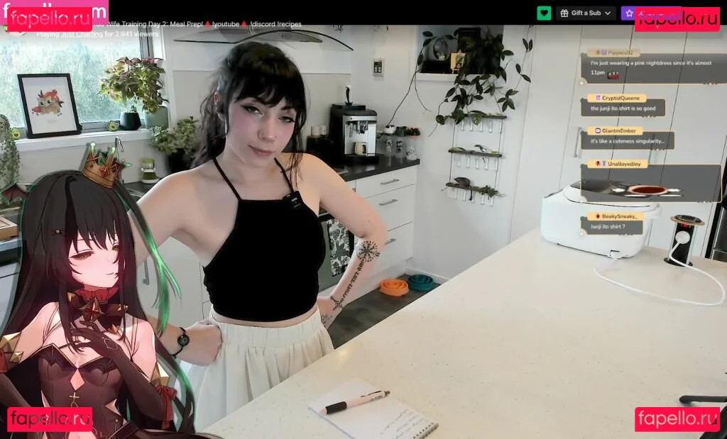 Layna Lazar Onlyfans Photo Gallery 