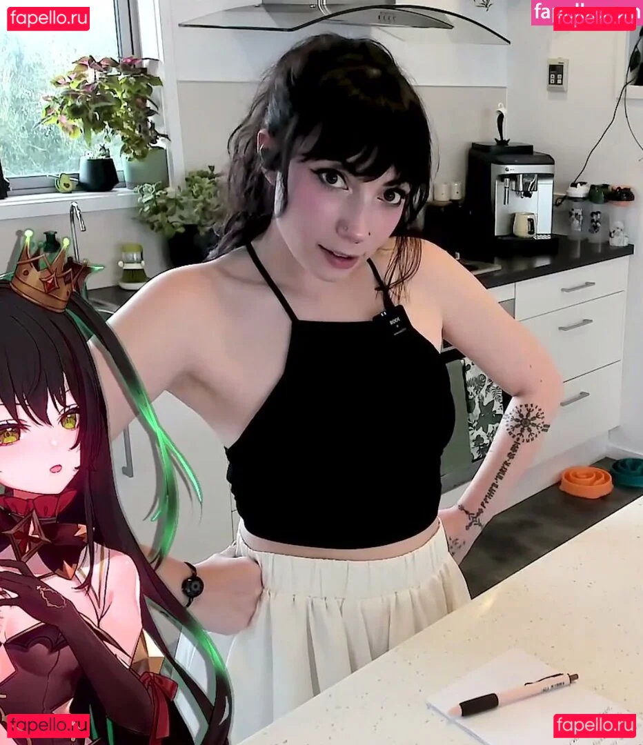 Layna Lazar Onlyfans Photo Gallery 