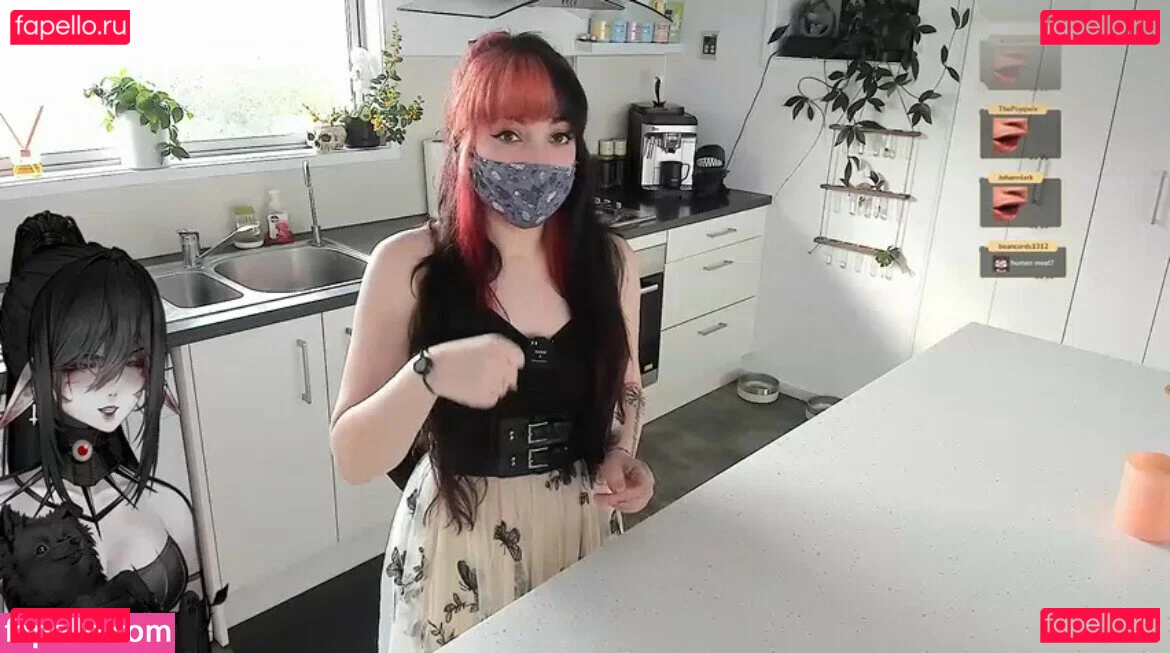 Layna Lazar Onlyfans Photo Gallery 