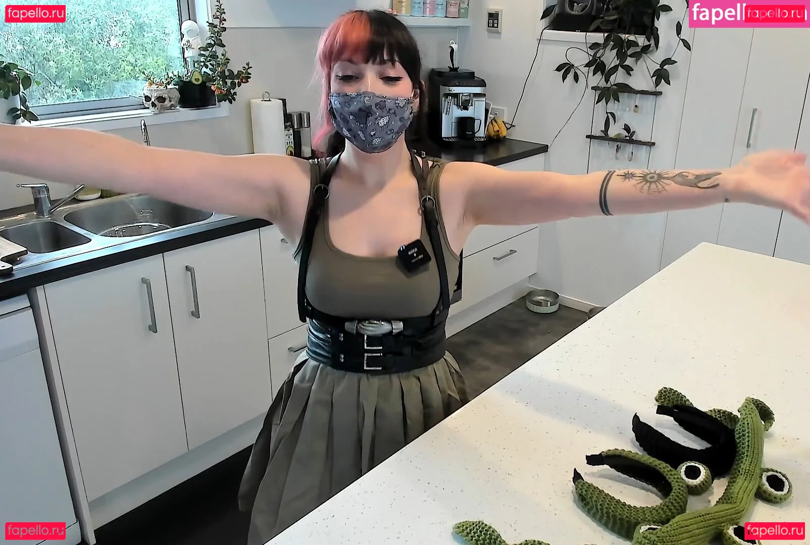 Layna Lazar Onlyfans Photo Gallery 