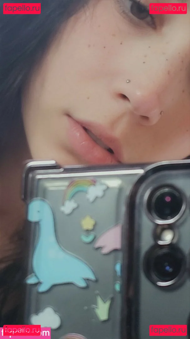 Layna Lazar Onlyfans Photo Gallery 