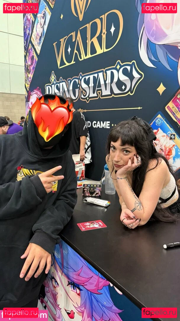 Layna Lazar Onlyfans Photo Gallery 