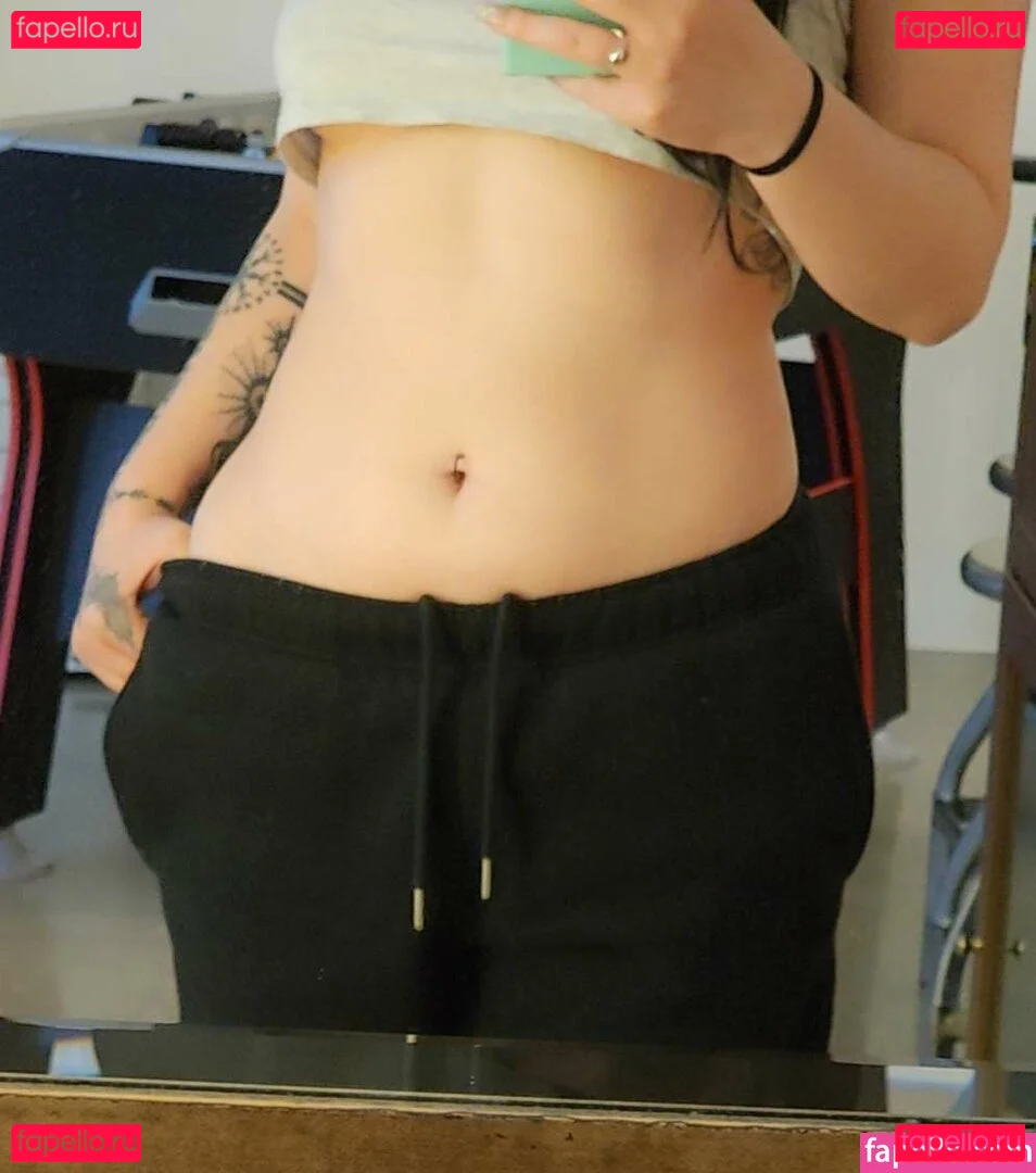 Layna Lazar Onlyfans Photo Gallery 