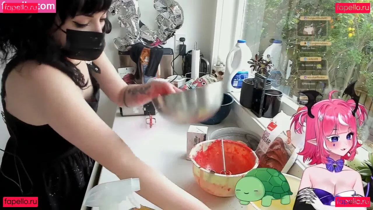 Layna Lazar Onlyfans Photo Gallery 