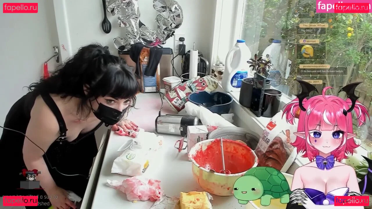 Layna Lazar Onlyfans Photo Gallery 