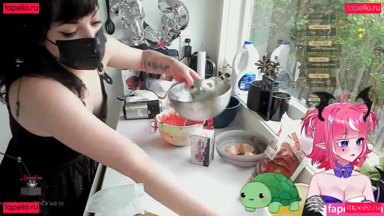 Layna Lazar Onlyfans Photo Gallery 