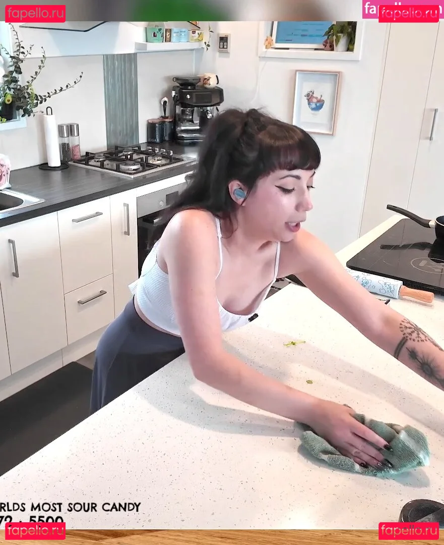 Layna Lazar Onlyfans Photo Gallery 