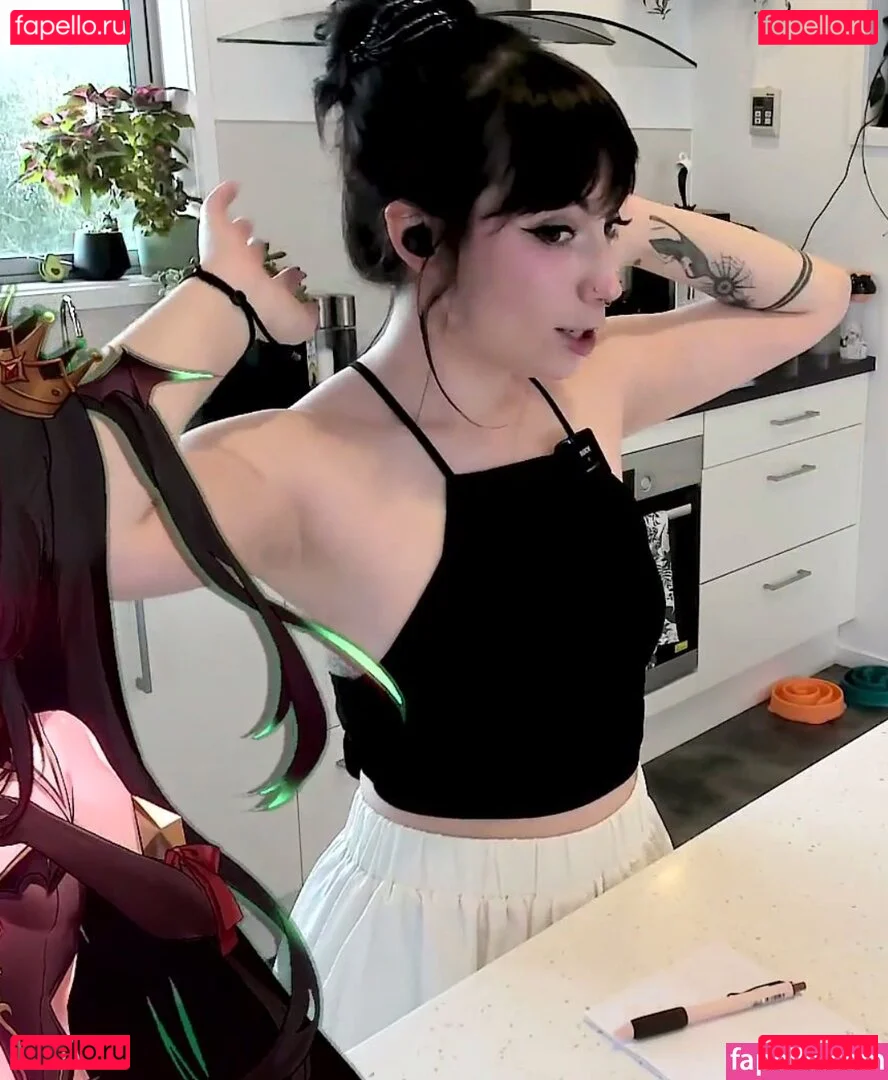 Layna Lazar Onlyfans Photo Gallery 