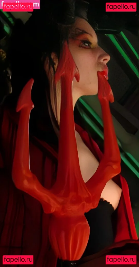 Layna Lazar Onlyfans Photo Gallery 