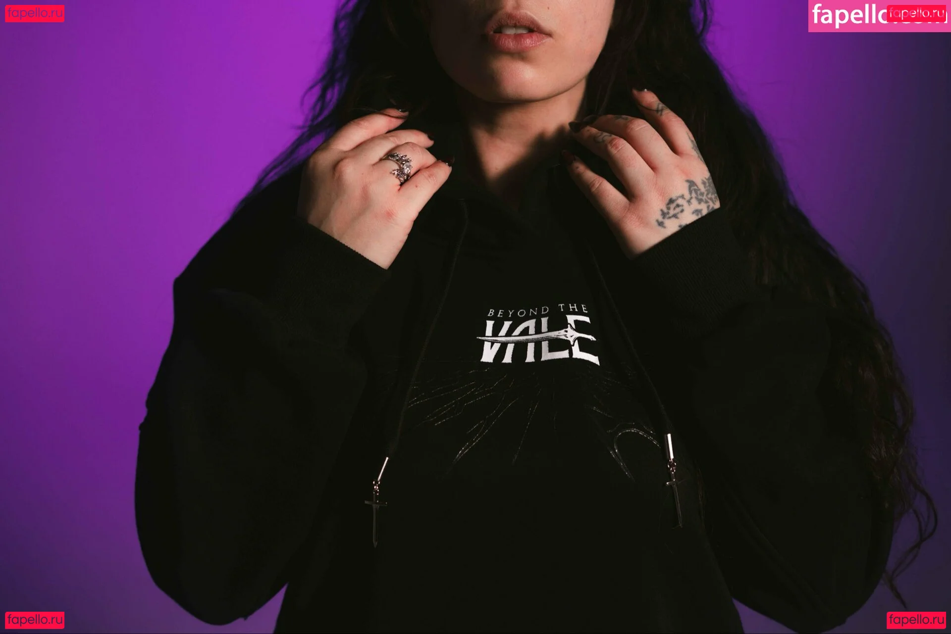 Layna Lazar Onlyfans Photo Gallery 