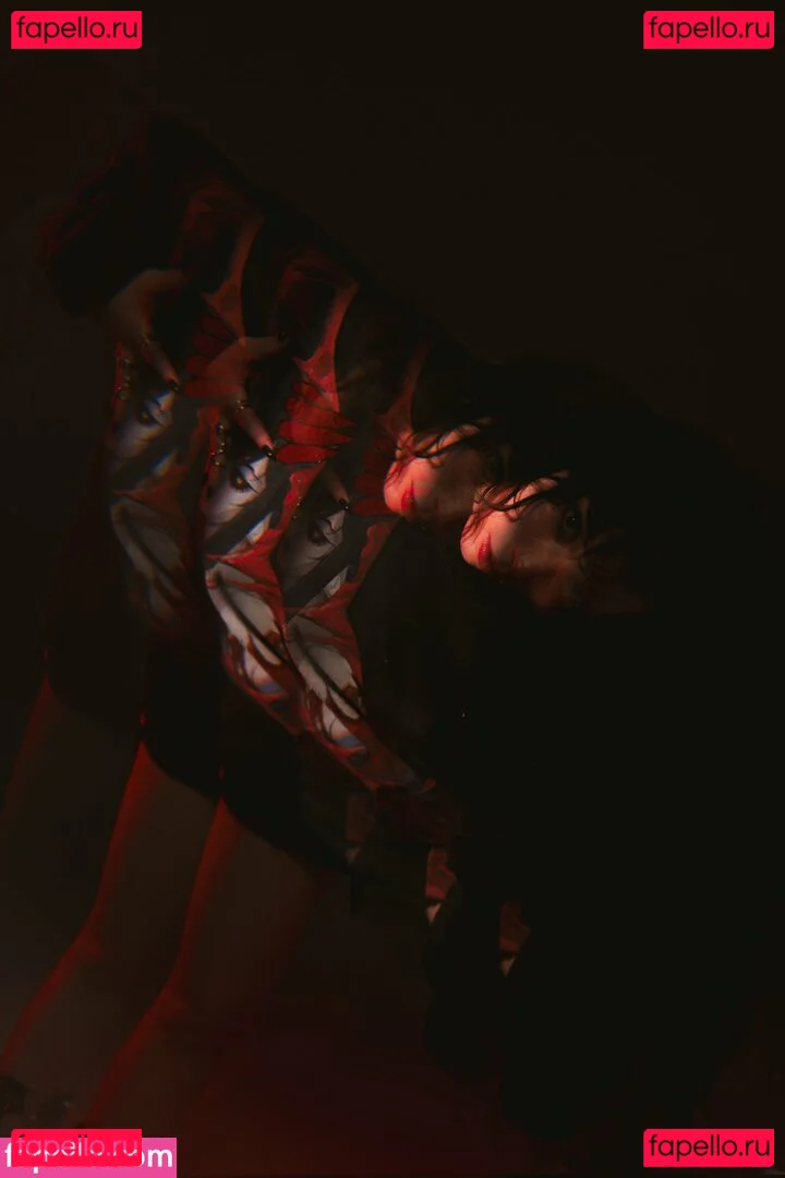 Layna Lazar Onlyfans Photo Gallery 