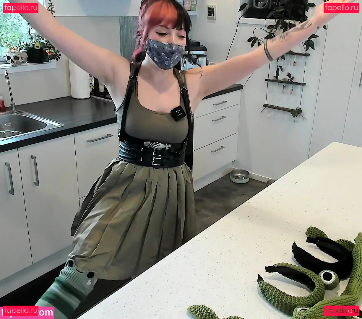 Layna Lazar Onlyfans Photo Gallery 