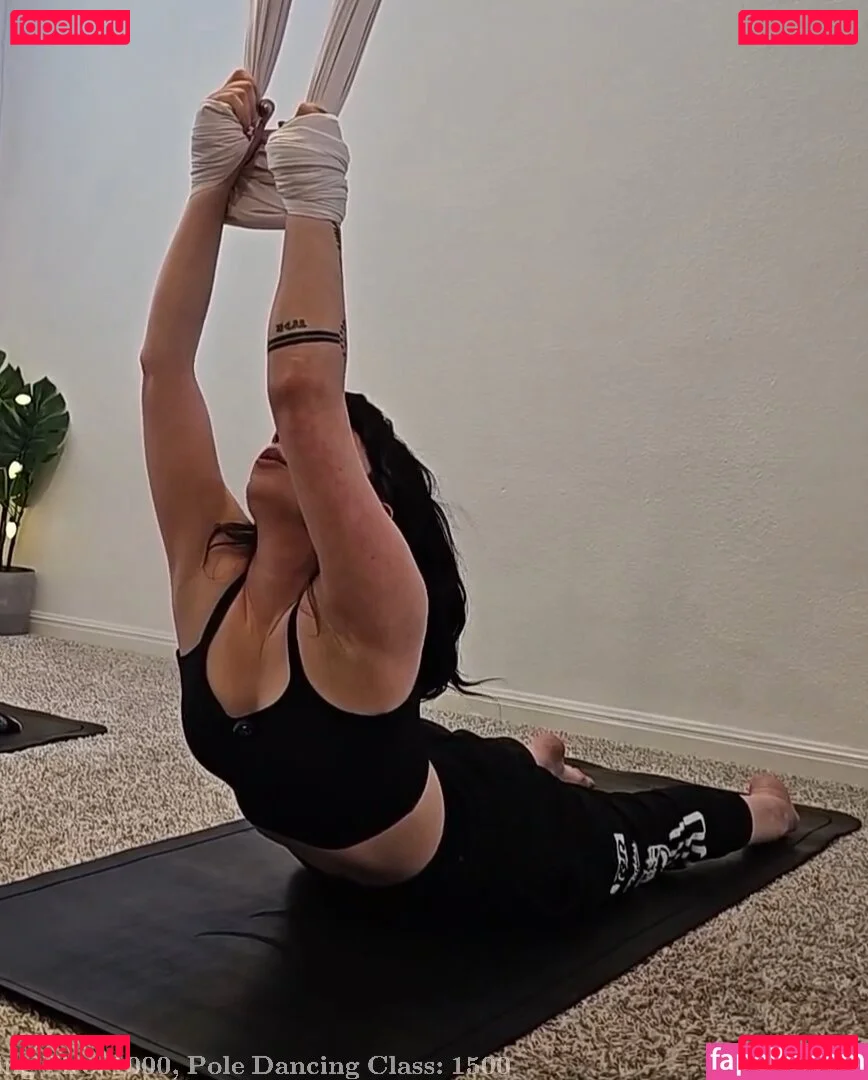 Layna Lazar Onlyfans Photo Gallery 