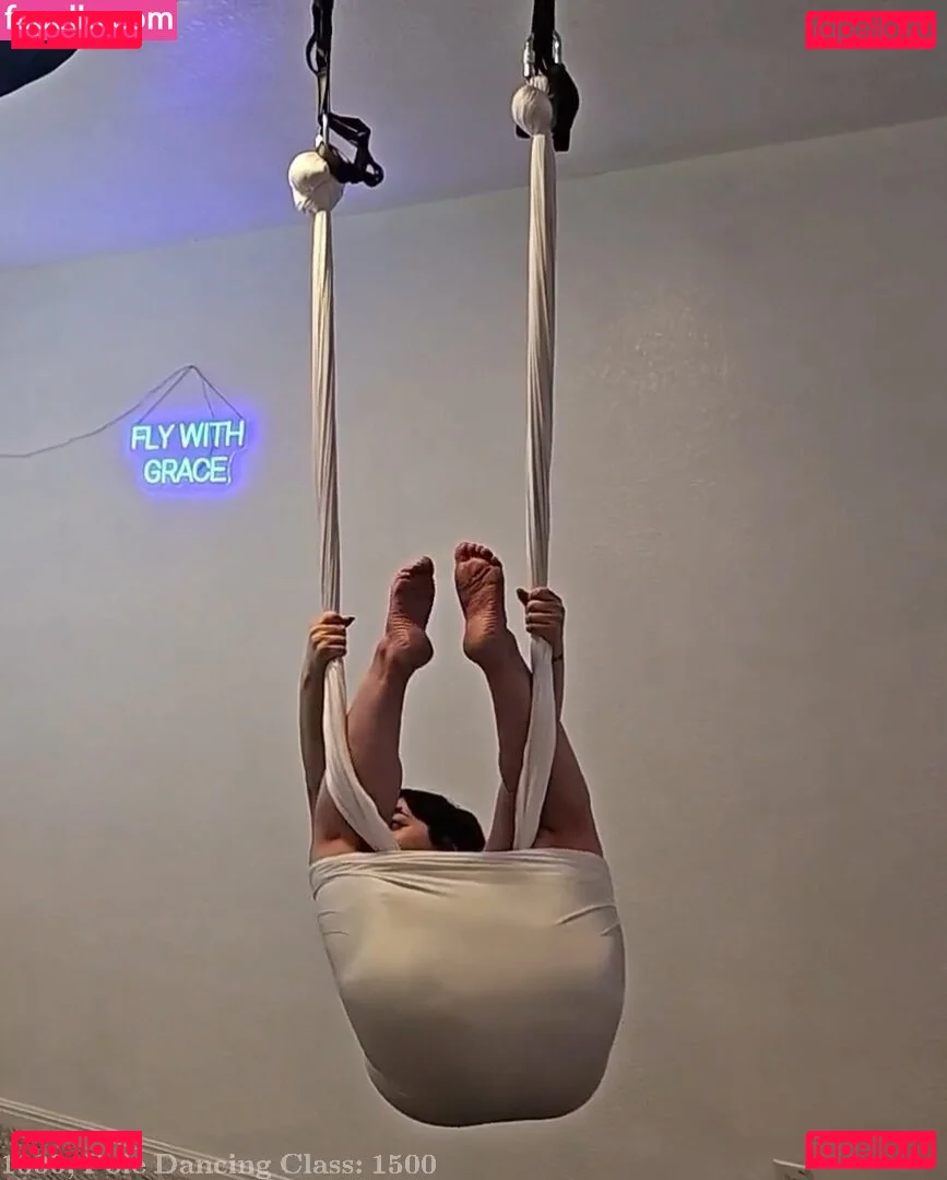 Layna Lazar Onlyfans Photo Gallery 