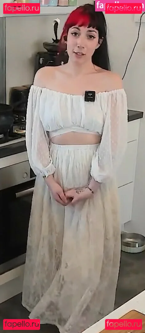 Layna Lazar Onlyfans Photo Gallery 