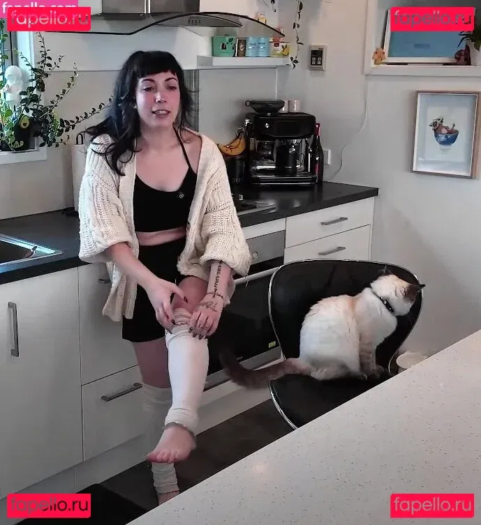 Layna Lazar Onlyfans Photo Gallery 