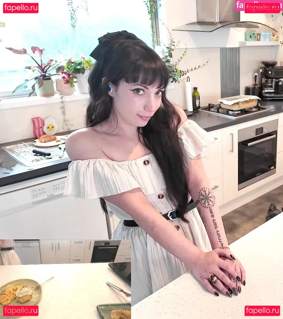 Layna Lazar Onlyfans Photo Gallery 