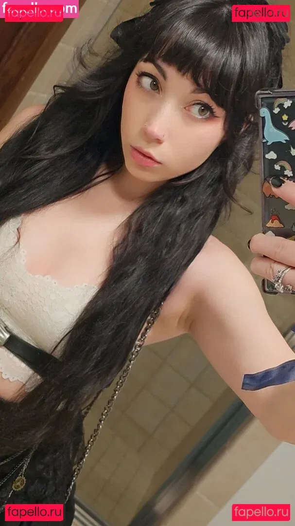 Layna Lazar Onlyfans Photo Gallery 