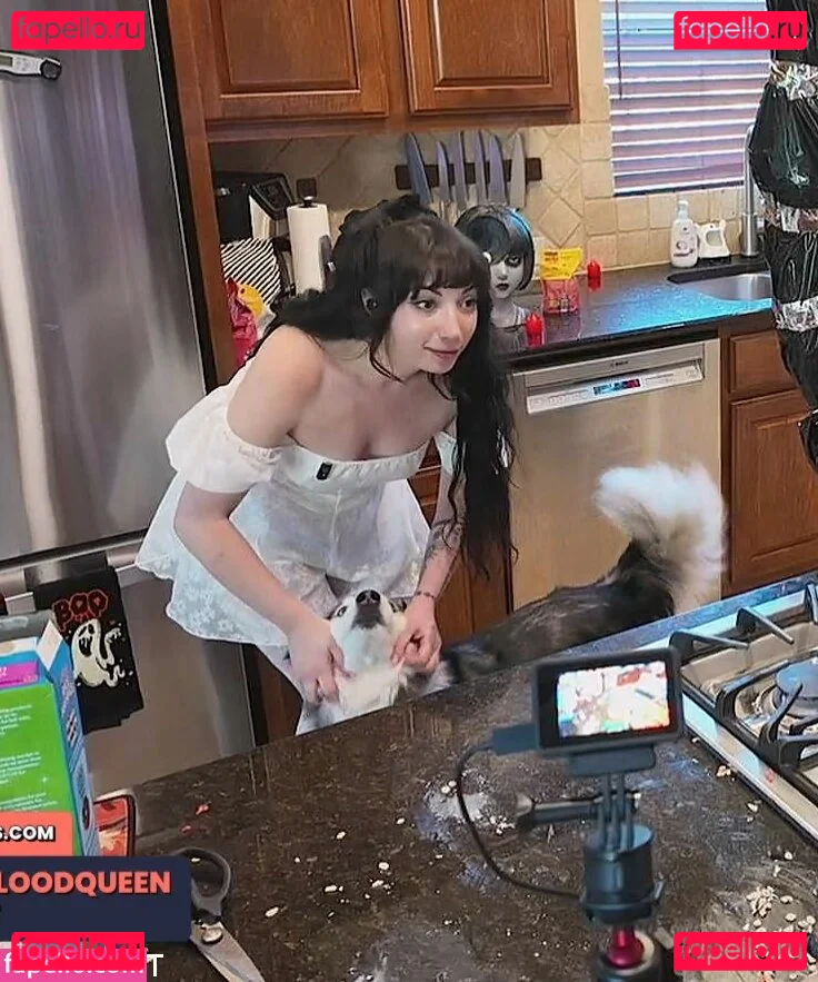 Layna Lazar Onlyfans Photo Gallery 