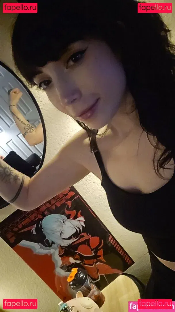 Layna Lazar Onlyfans Photo Gallery 