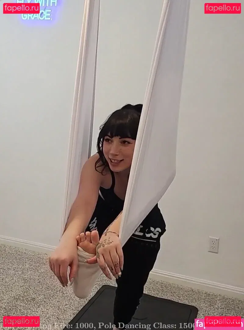 Layna Lazar Onlyfans Photo Gallery 