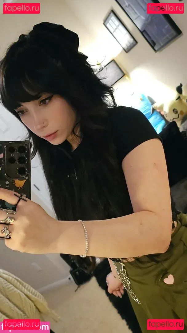 Layna Lazar Onlyfans Photo Gallery 