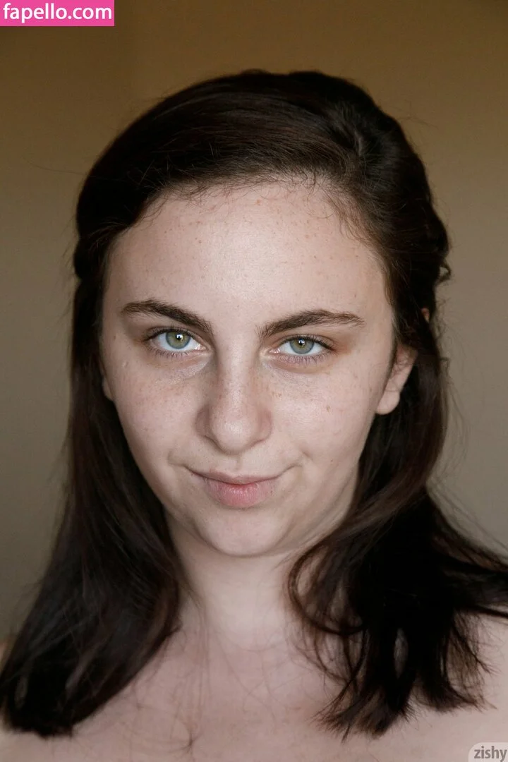 Milly Marks Onlyfans Photo Gallery 