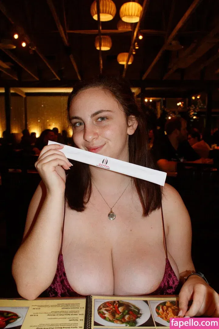 Milly Marks Onlyfans Photo Gallery 