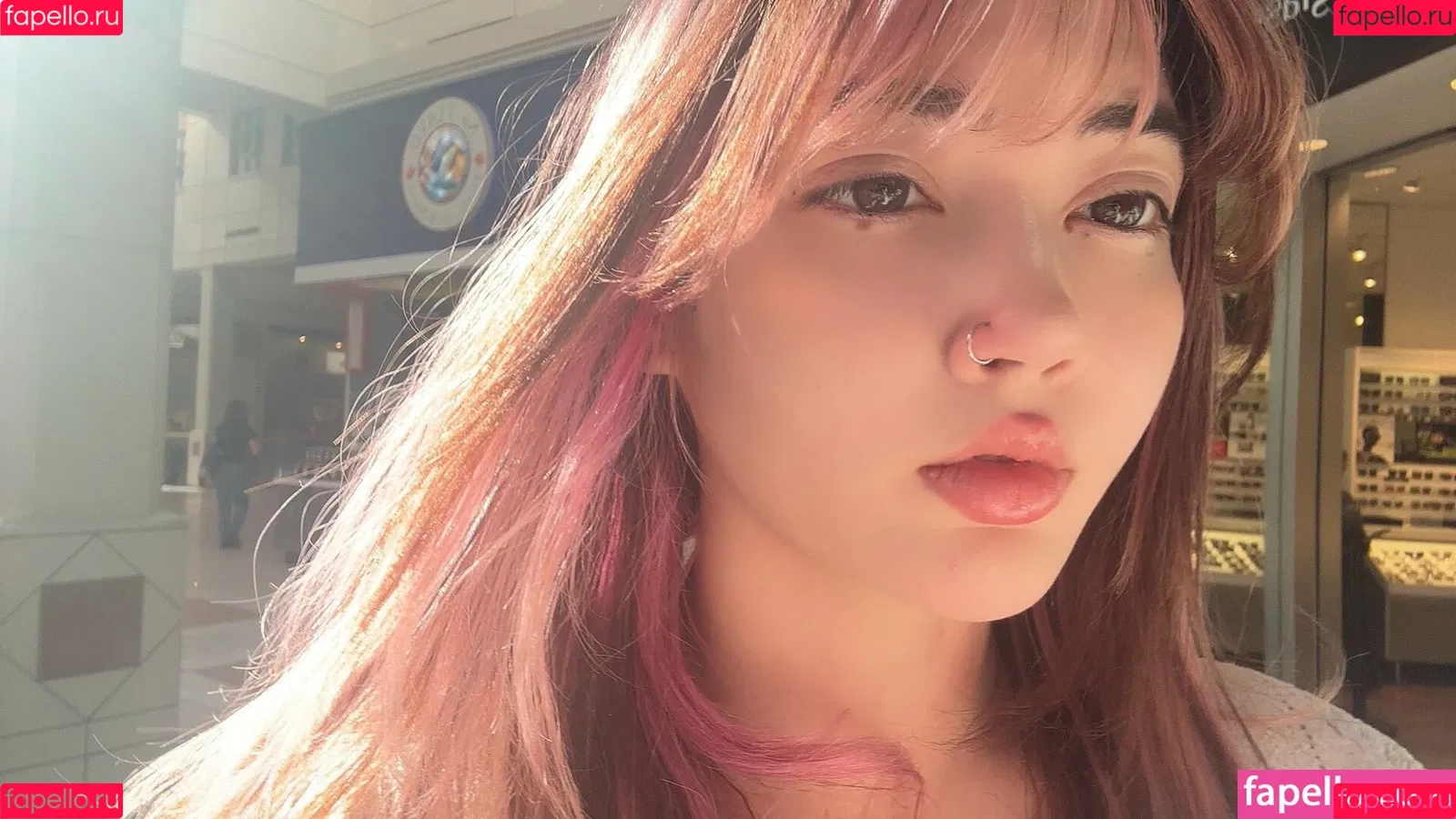 strawbarizz Onlyfans Photo Gallery 