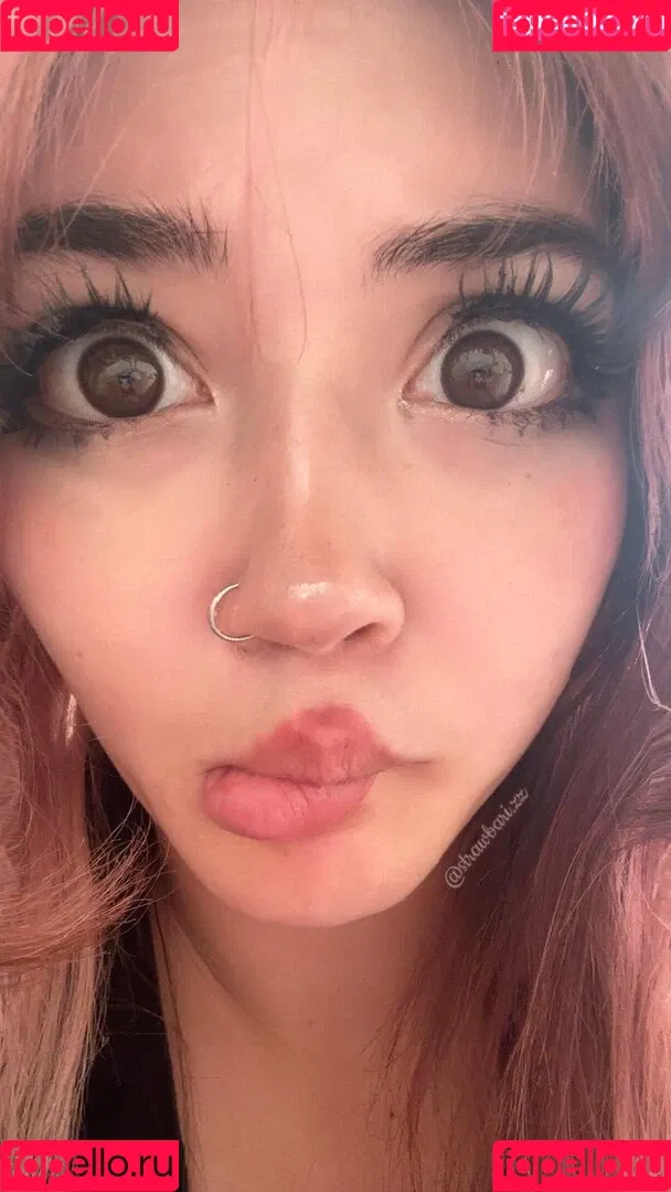 strawbarizz Onlyfans Photo Gallery 