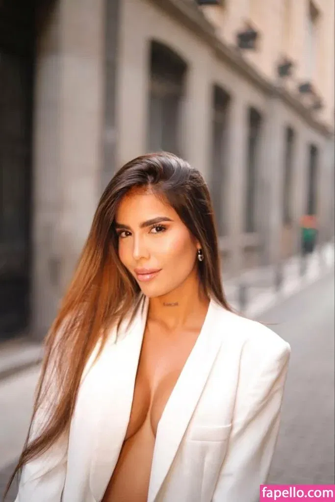 Aurobel Contreras Onlyfans Photo Gallery 