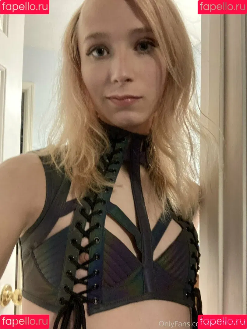 cutetrap10 Onlyfans Photo Gallery 