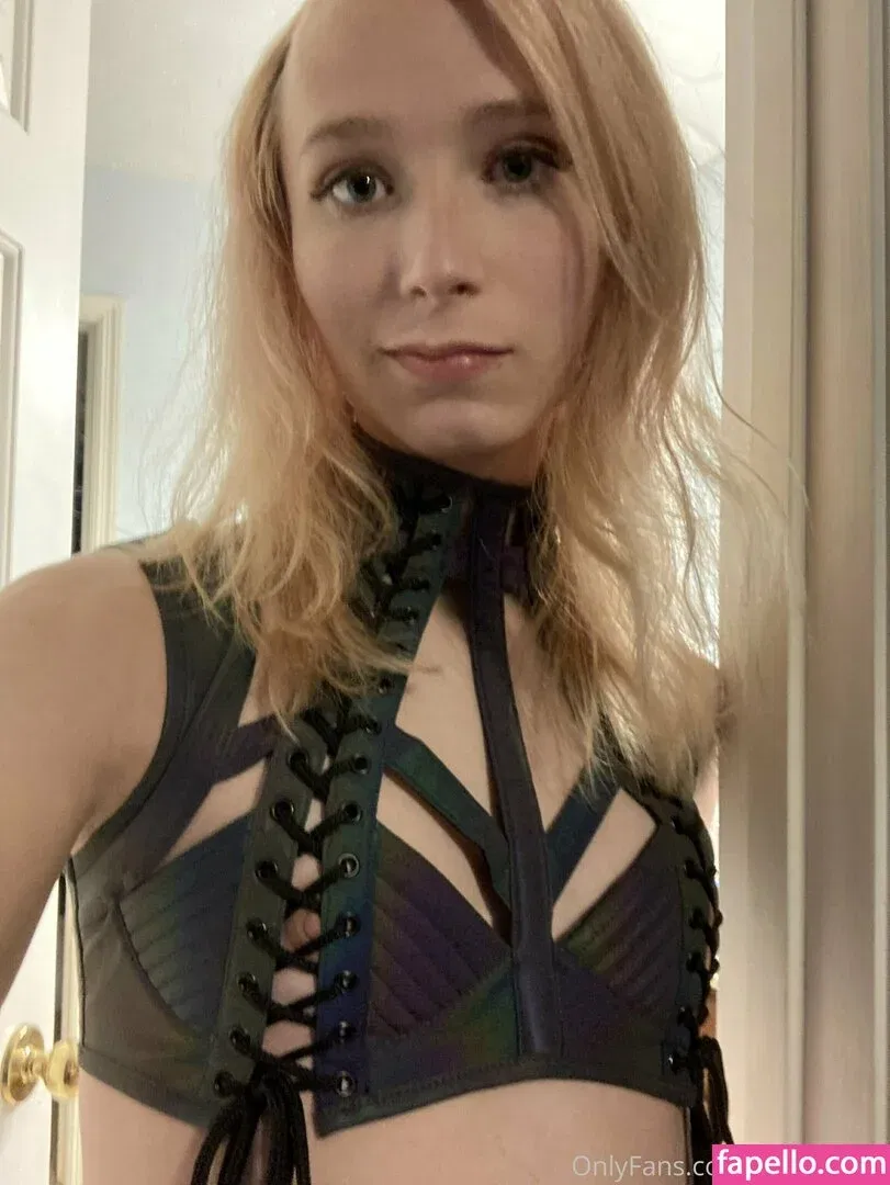 cutetrap10 Onlyfans Photo Gallery 