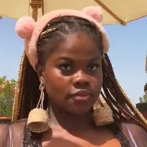 Chioma Lovv Onlyfans Photo Gallery 