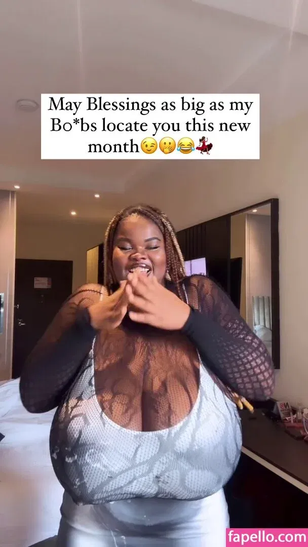 Chioma Lovv Onlyfans Photo Gallery 