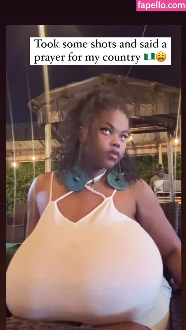 Chioma Lovv Onlyfans Photo Gallery 