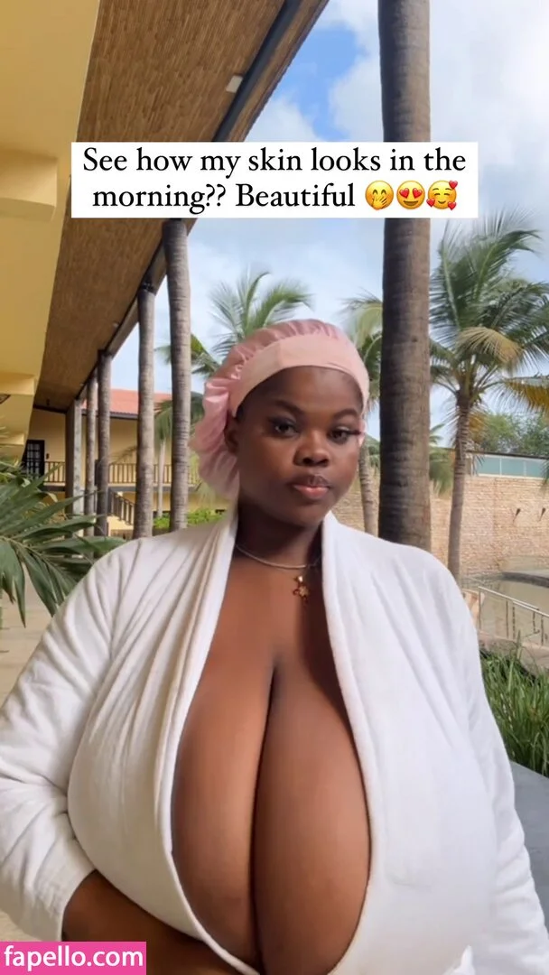 Chioma Lovv Onlyfans Photo Gallery 